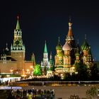 Moscow - Basilius-Kathedrale und Erlöser-Turm