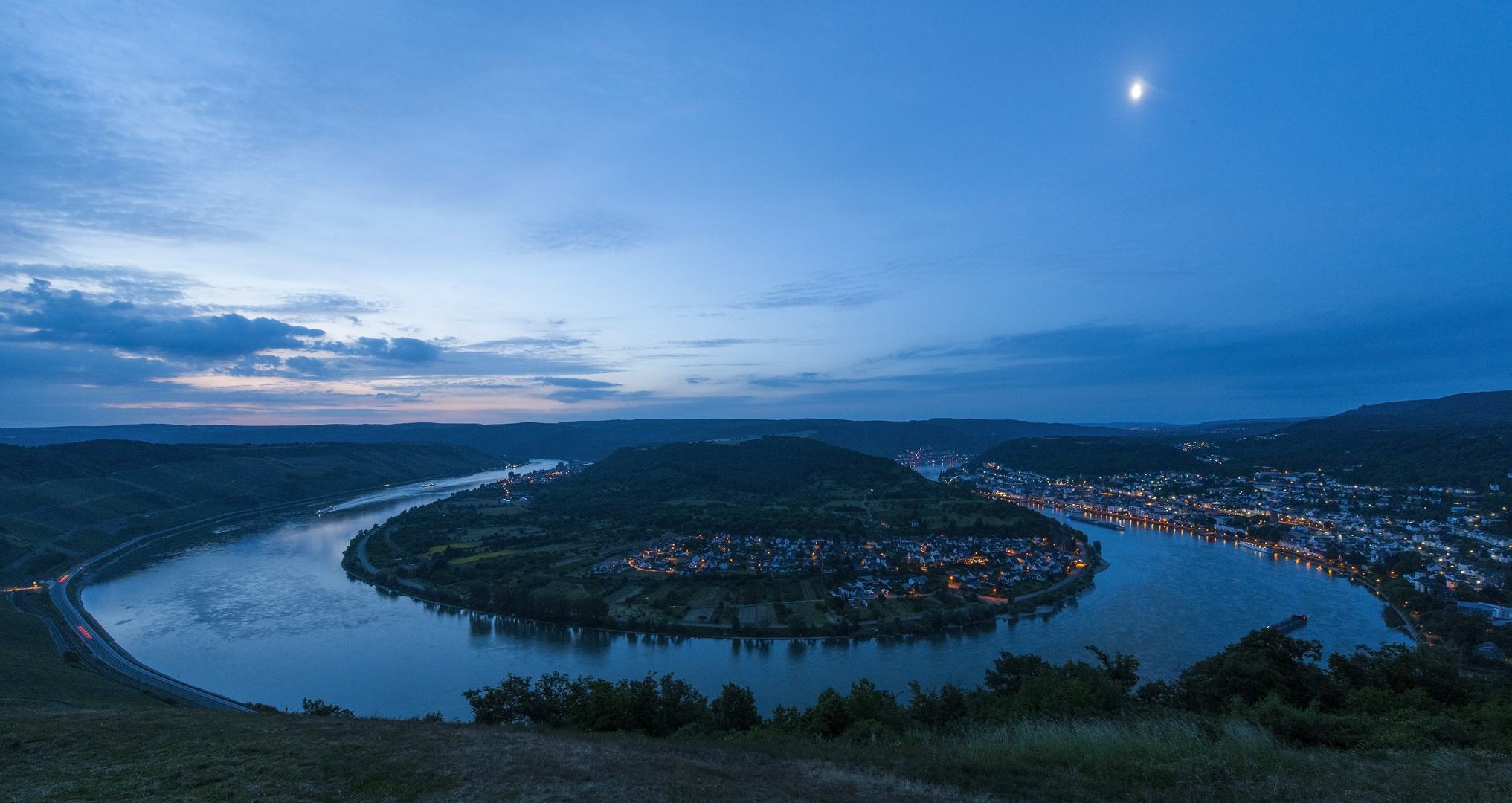 Mosel bei Ernst uns Valwig