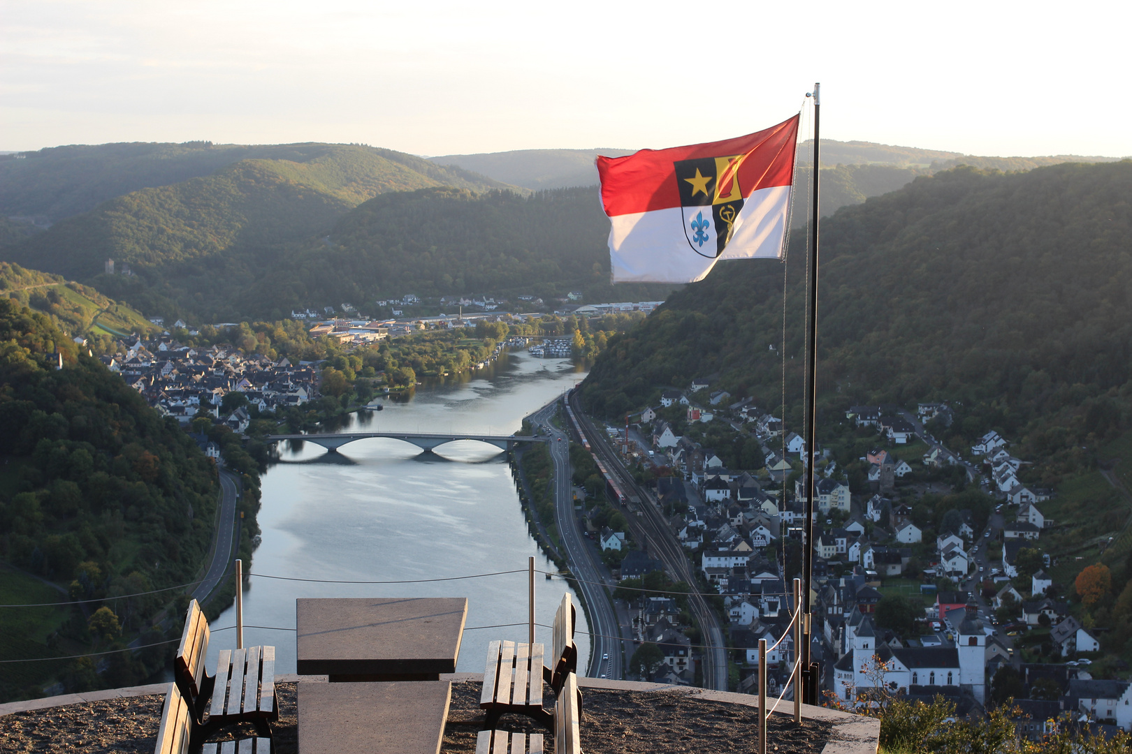 Mosel bei Treis Karden.............