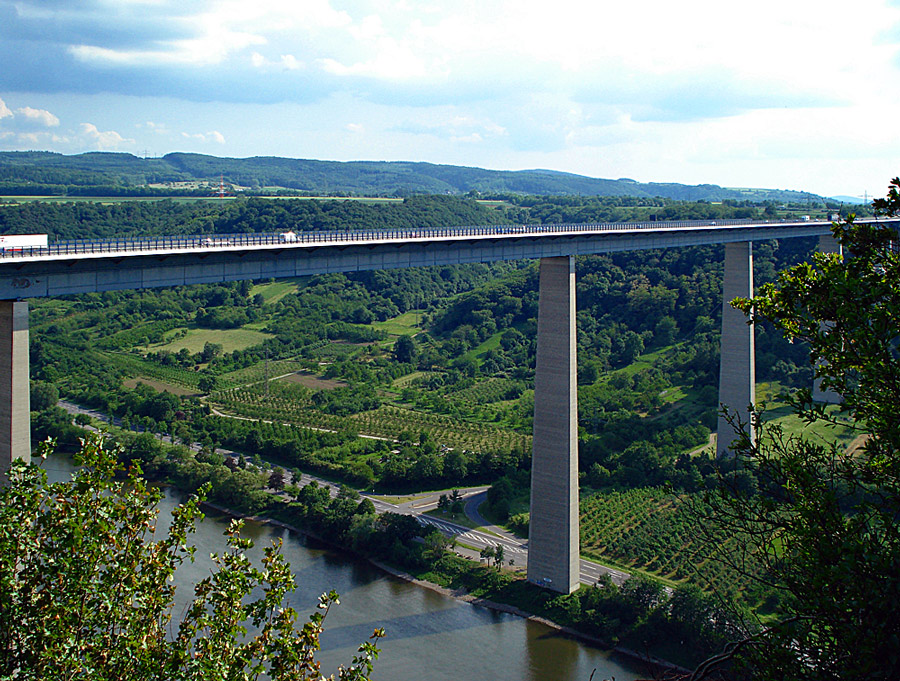 Moselbrücke bei Winningen (A 61)
