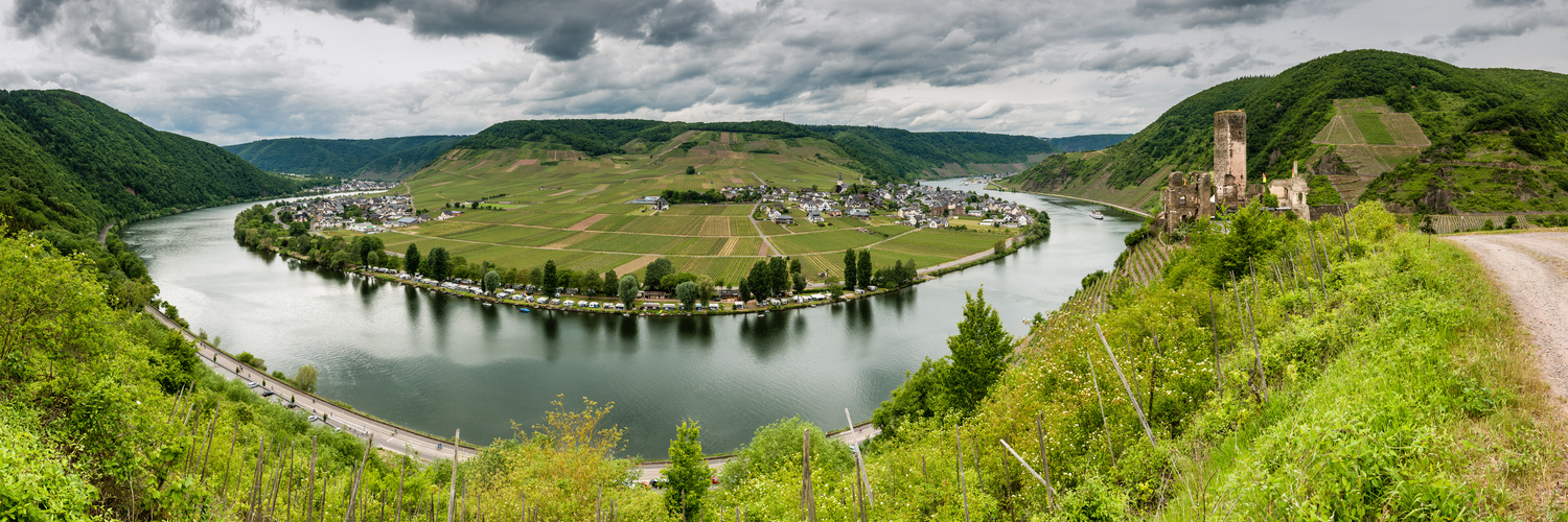 Moselschleife bei Beilstein-Burg Metternich