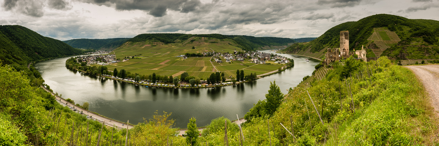 Moselschleife bei Beilstein-Burg Metternich