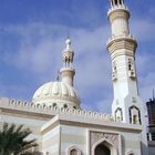 mosque below blue sky