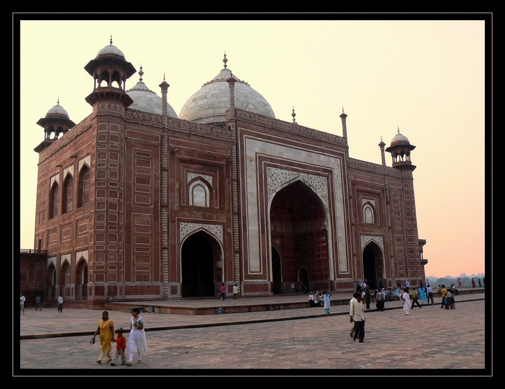 Mosquée du TAJ MAHAL au couchant