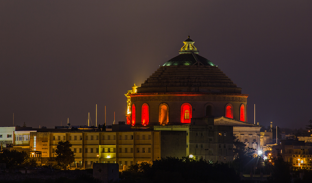 Mosta Dome in Malta bei Nacht