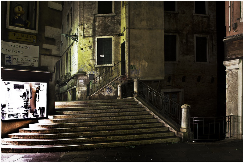 Mostra collettiva Fiorentini-Lattuada: 20 - ONE NIGHT IN VENICE 03:09