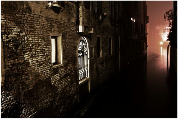 Mostra collettiva Fiorentini-Lattuada: 28 - ONE NIGHT IN VENICE 04:07