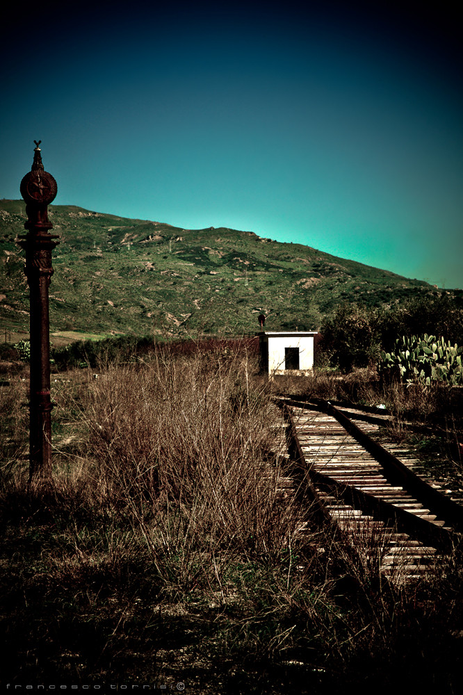 Mostra collettiva "L'oblio di una piccola stazione" - 19.