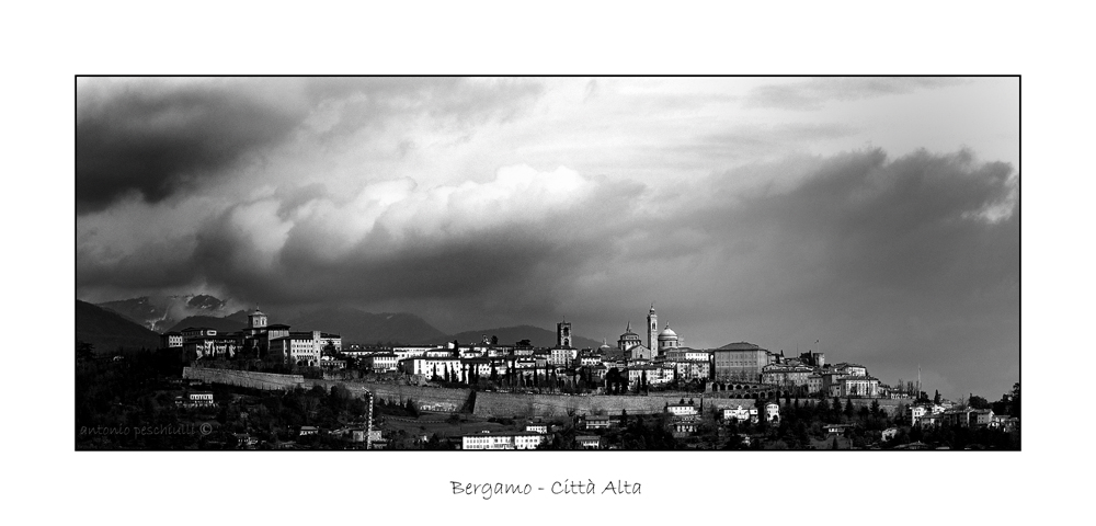 Mostra online di Antonio Peschiulli "Bergamo Alta" - 1.