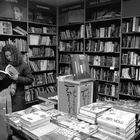 Mostra online di Fabio Pochì "Gente nel quotidiano" - 8. Libreria