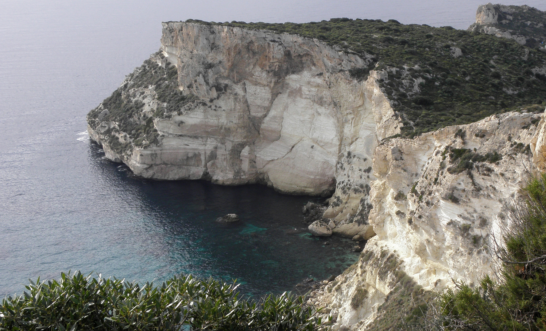 Mostra online di Franco Lecis "Sardegna" - 6. Scogliera