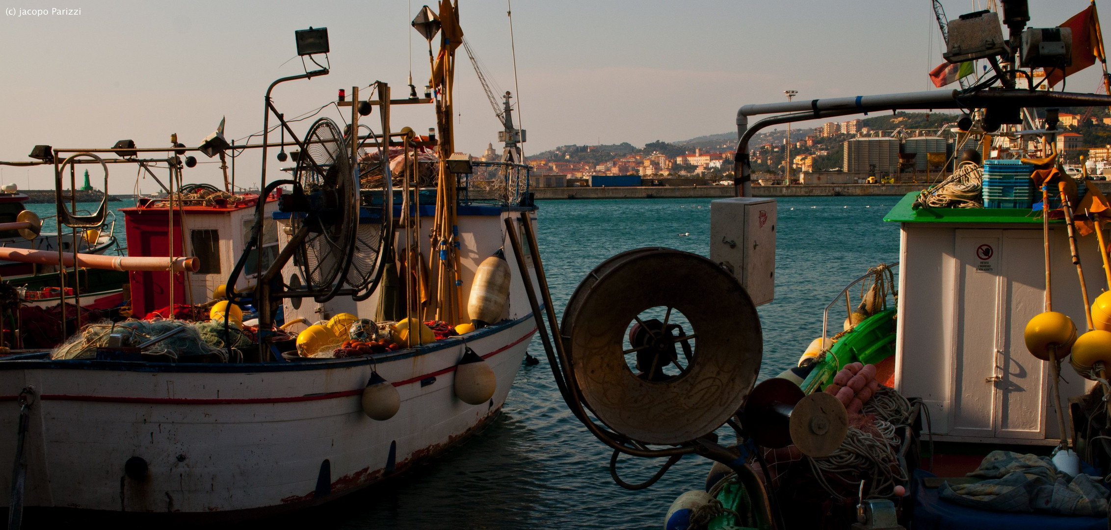 Mostra online di Jacopo Parizzi "Tra mare e città" - 5. Color della pesca