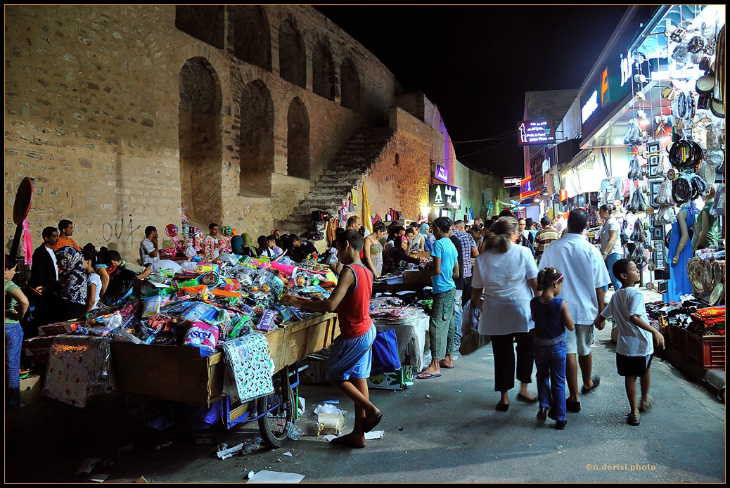 Mostra online di Natale De Risi "La Medina et le nuits de Ramadan" - 2. Il Souk