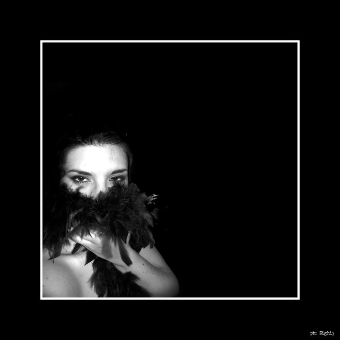 Mostra online di Noemi Izzo: "Black&White&Me" - 3.