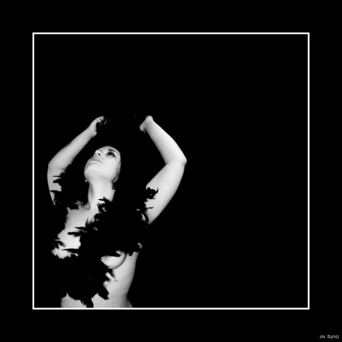 Mostra online di Noemi Izzo: "Black&White&Me" - 6.
