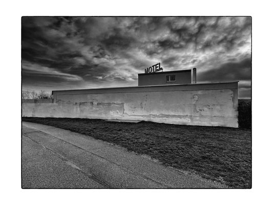 Motel_03