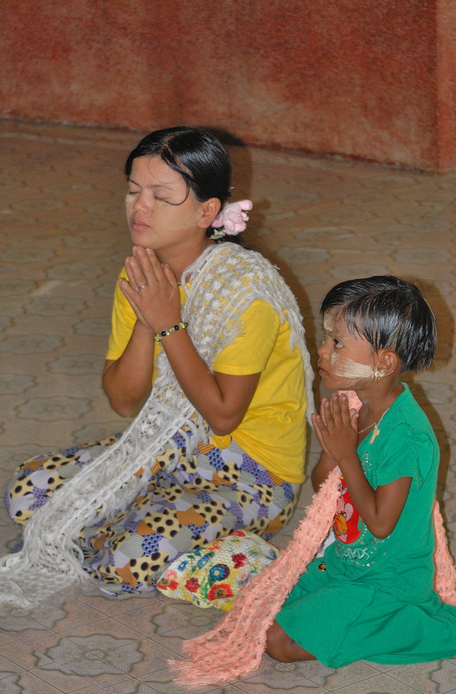 Mother and her daughter in Kaba Aye in Rangoon