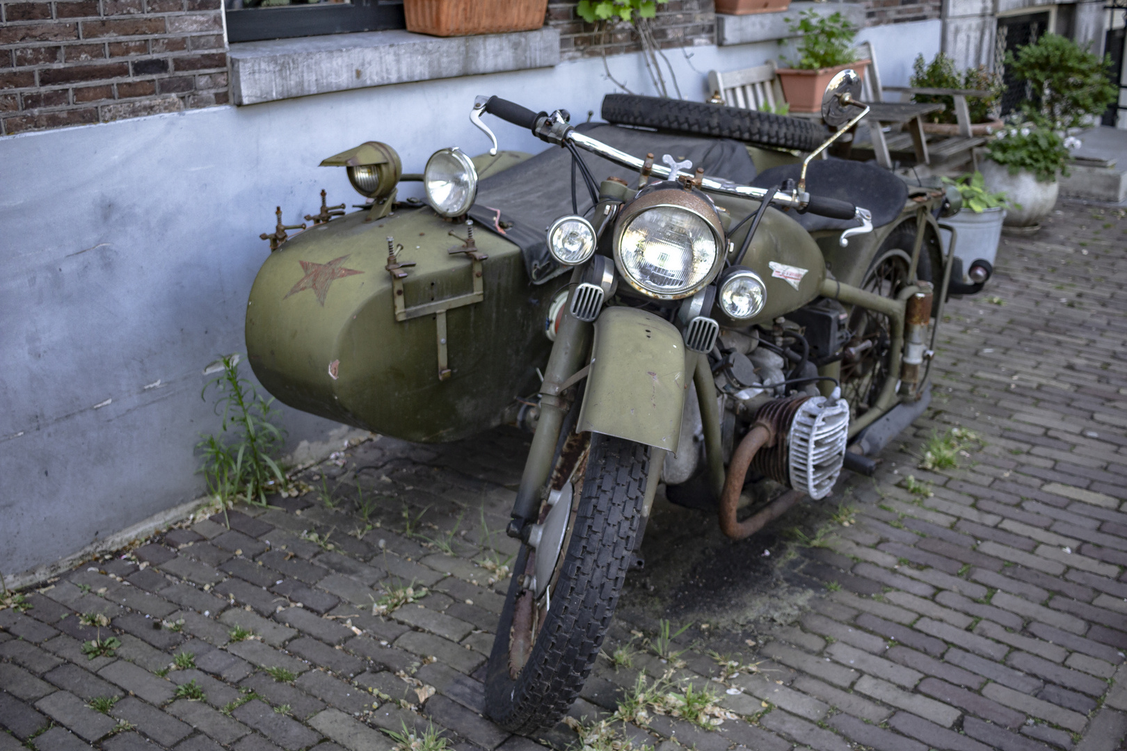 Moto con sidecar de la Segunda Guerra Mundial Imagen & Foto | fotos, city,  world Fotos de fotocommunity