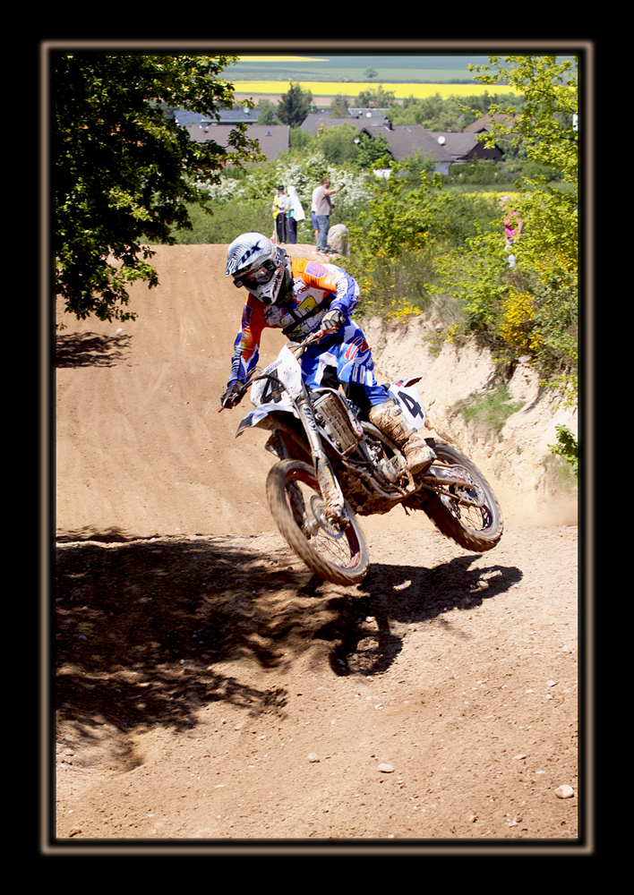 -Moto Cross-