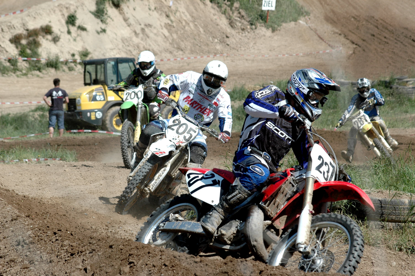 Moto-Cross