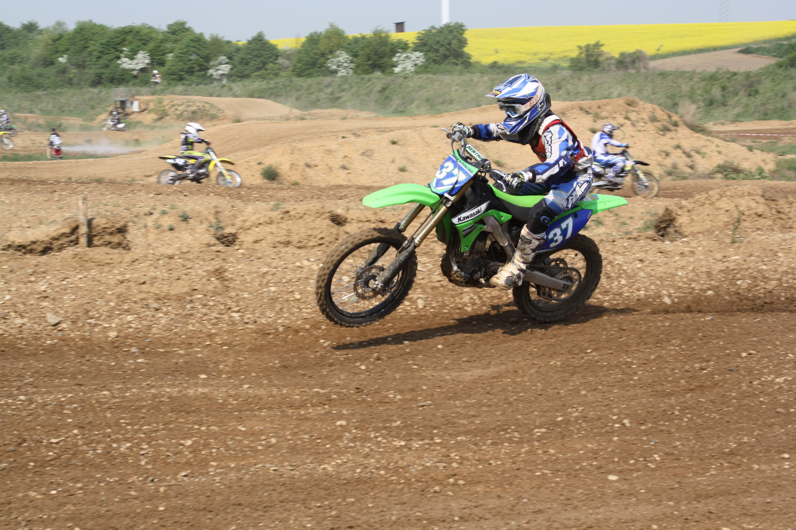 Moto-Cross