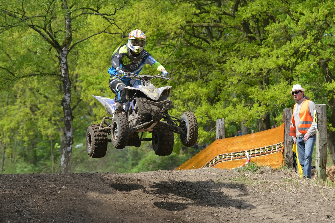 Moto-Cross