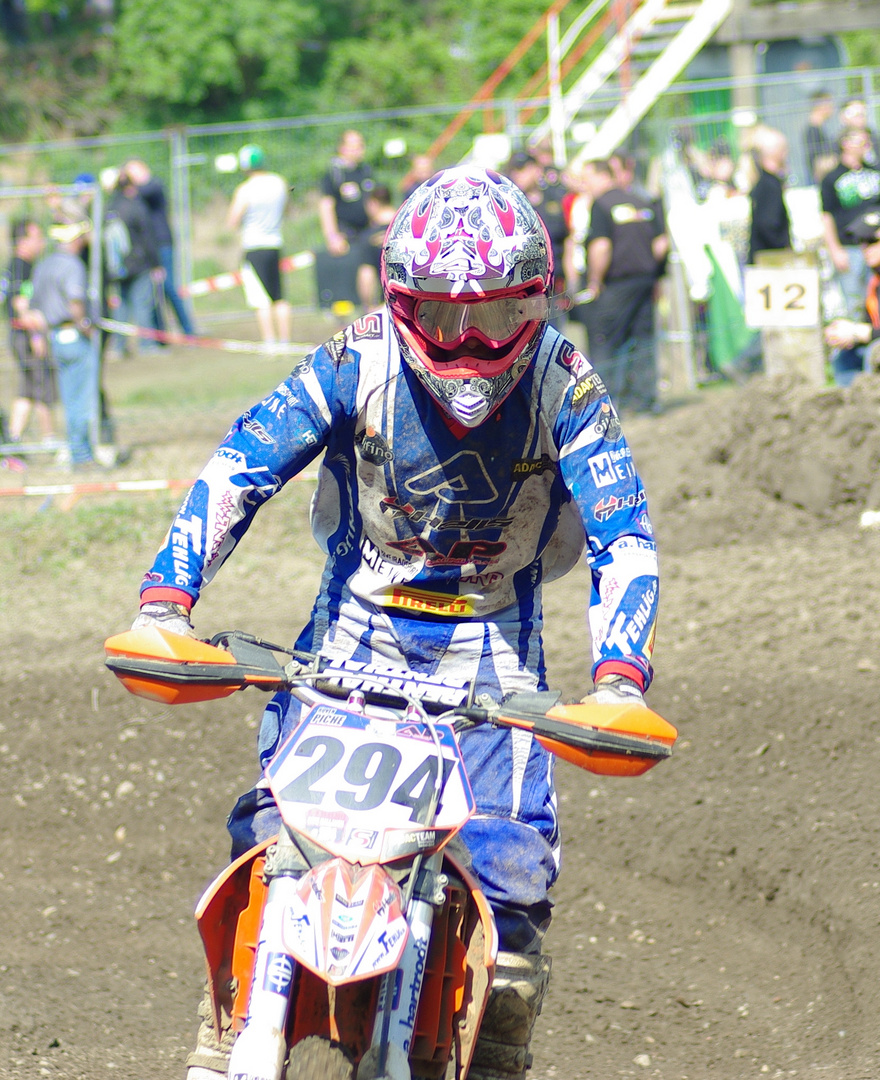 Moto-Cross