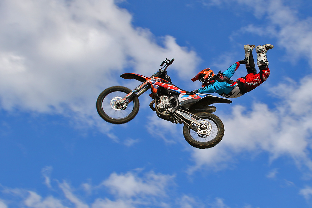 Motocross-Freestyle-Akrobat