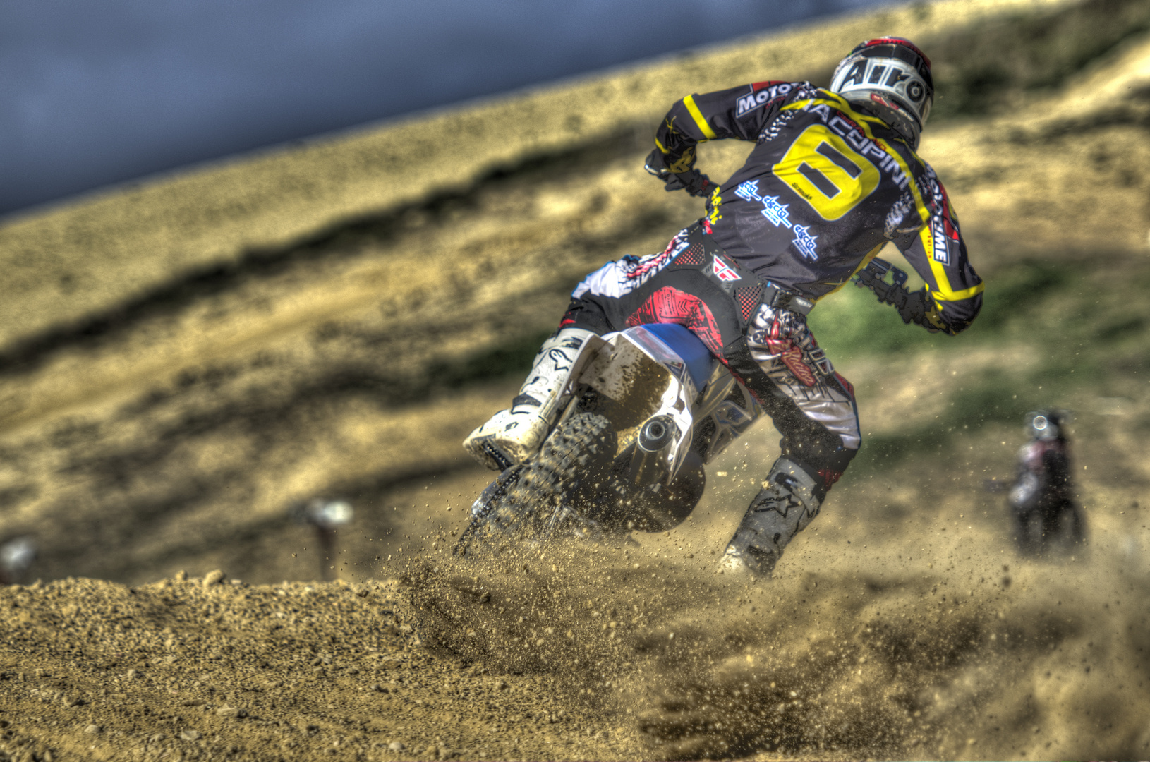 motocross in hdr