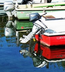 Motorboote im Hafen von Ascona