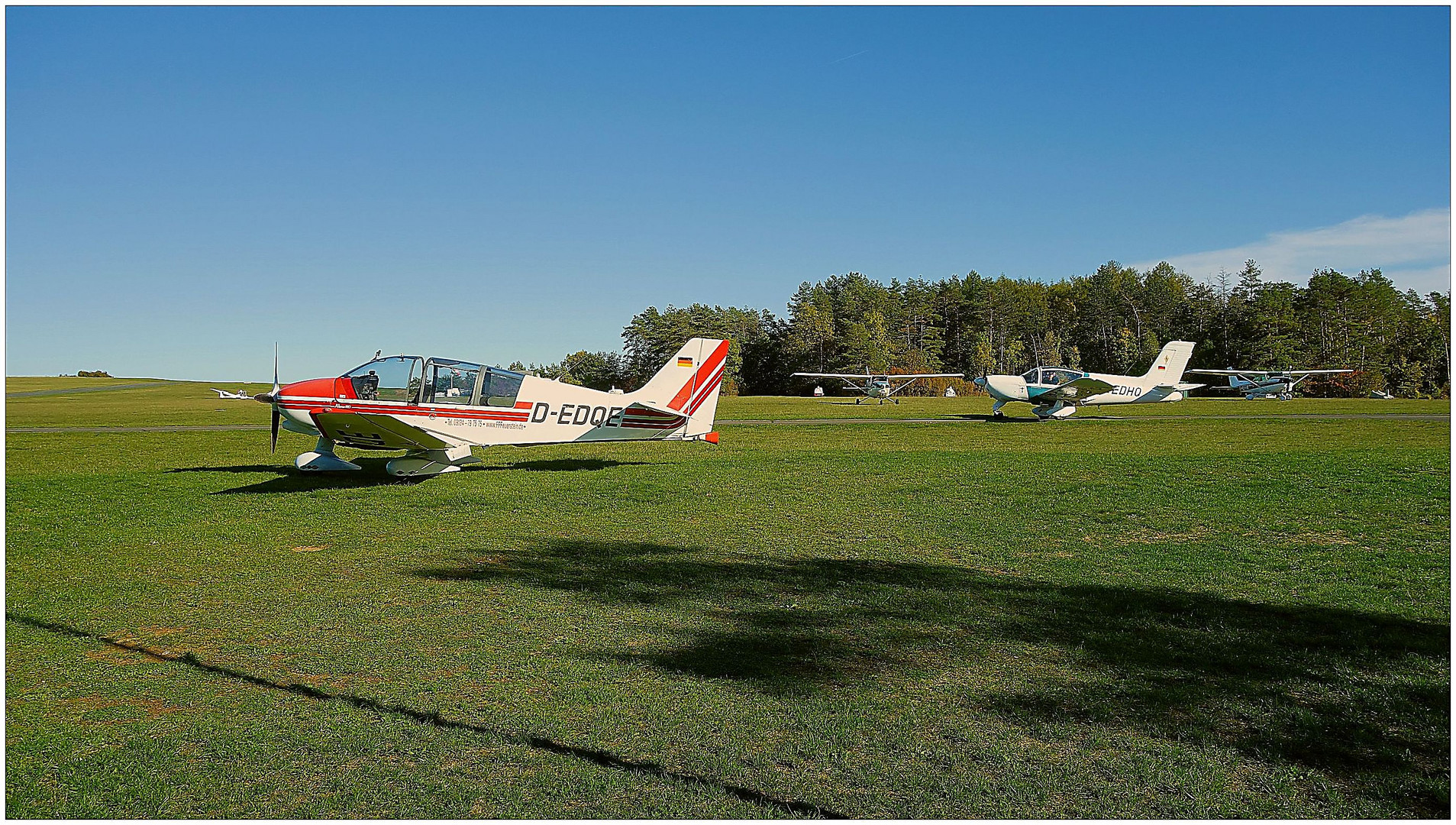 Motorflieger und Segler 