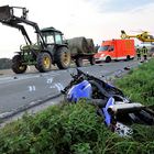 Motorrad gegen Traktor..