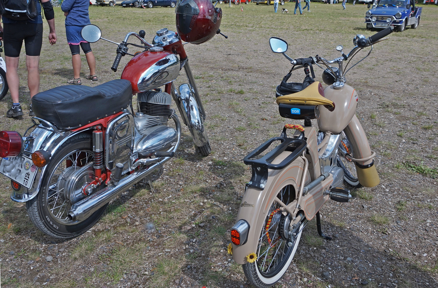 Motorrad und Moped