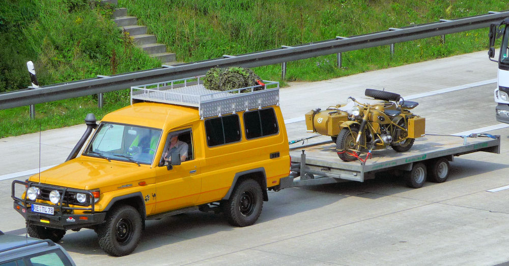 Motorradtransport auf der A 3