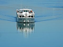 Motorschiff "Victor Hugo"