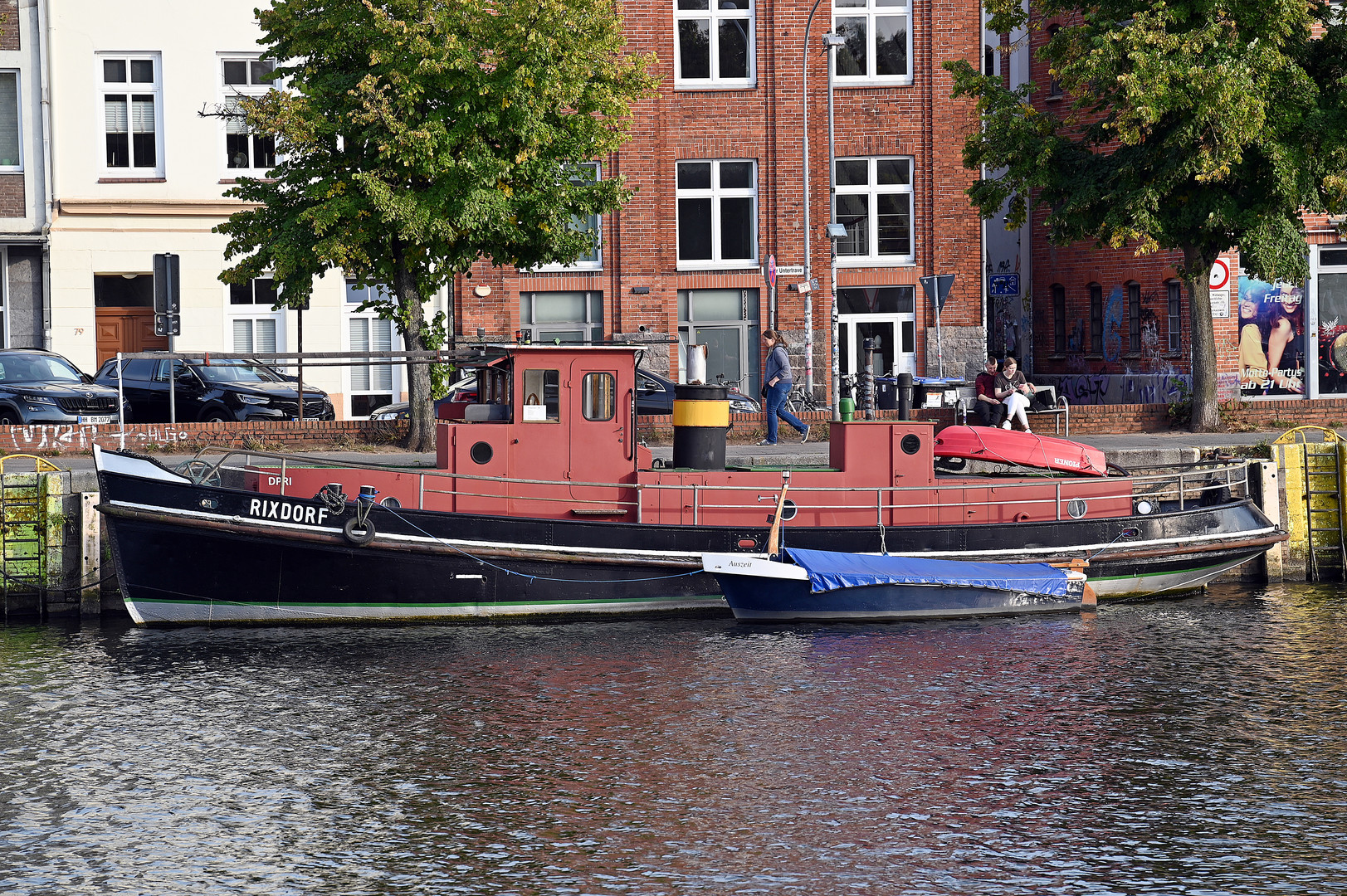 Motorschlepper RIXDORF in Lübeck an der Untertrave