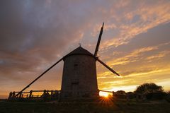 ~ Moulin au vent de Moidrey ~