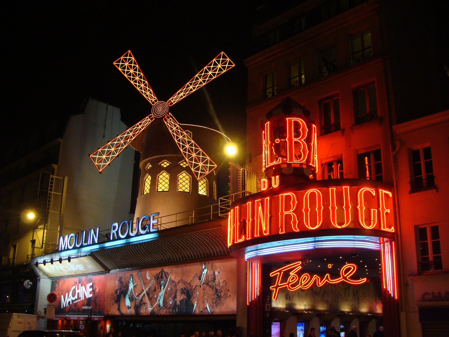 Moulin Rouge #1