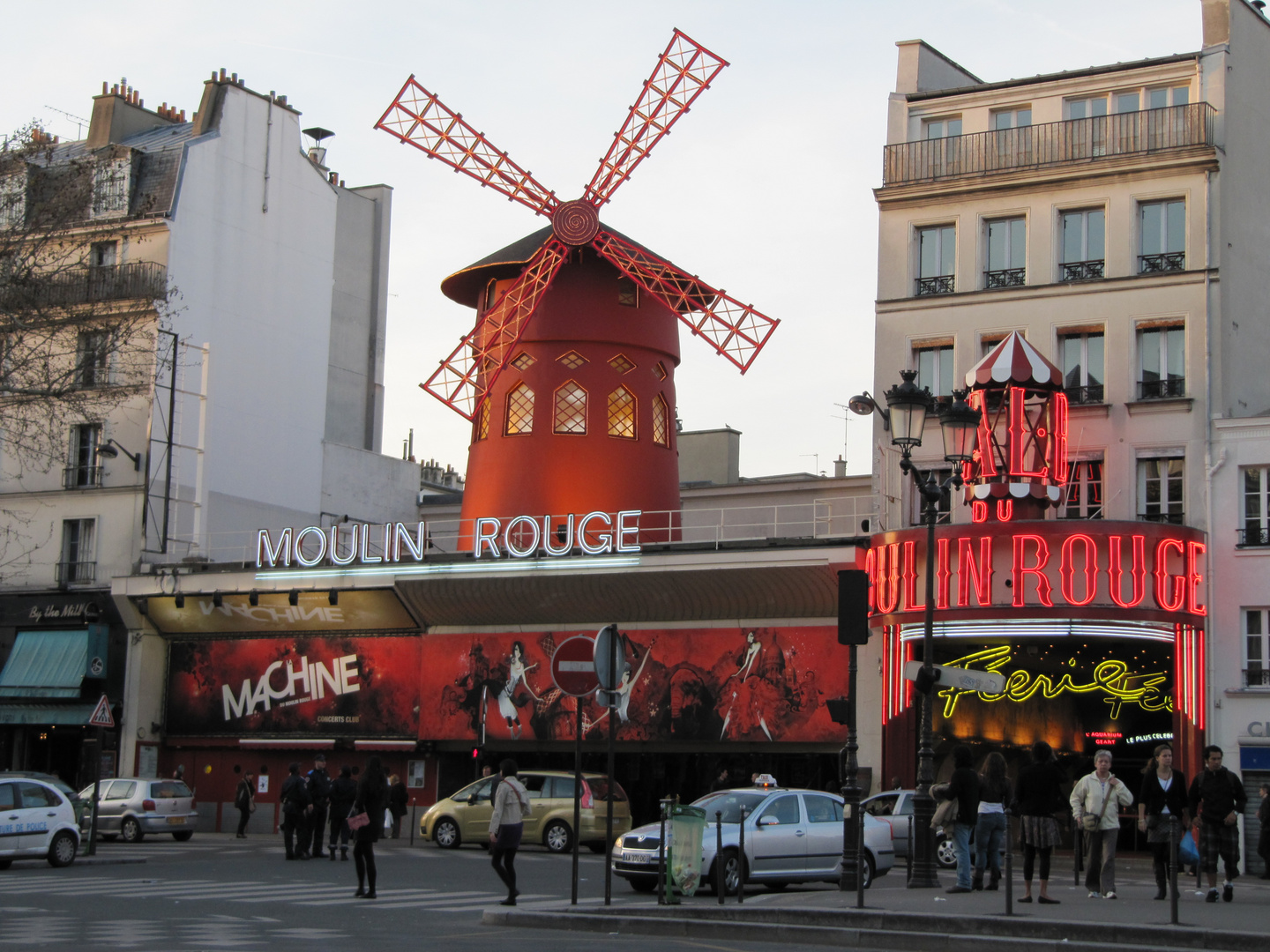 Moulin Rouge