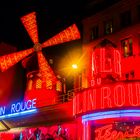 Moulin Rouge bei Nacht
