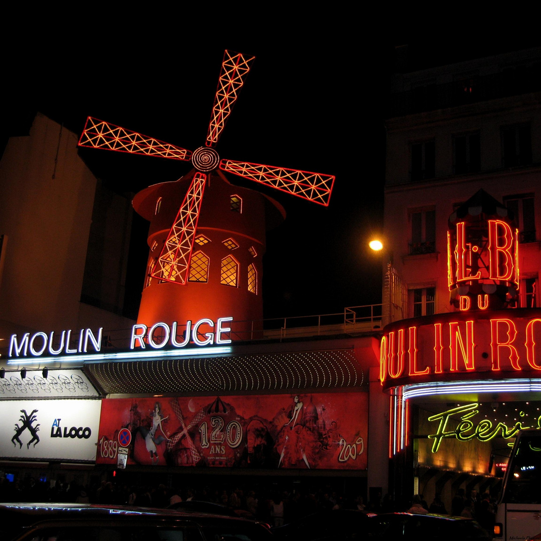 Moulin Rouge Boulevard de Clichy Paris