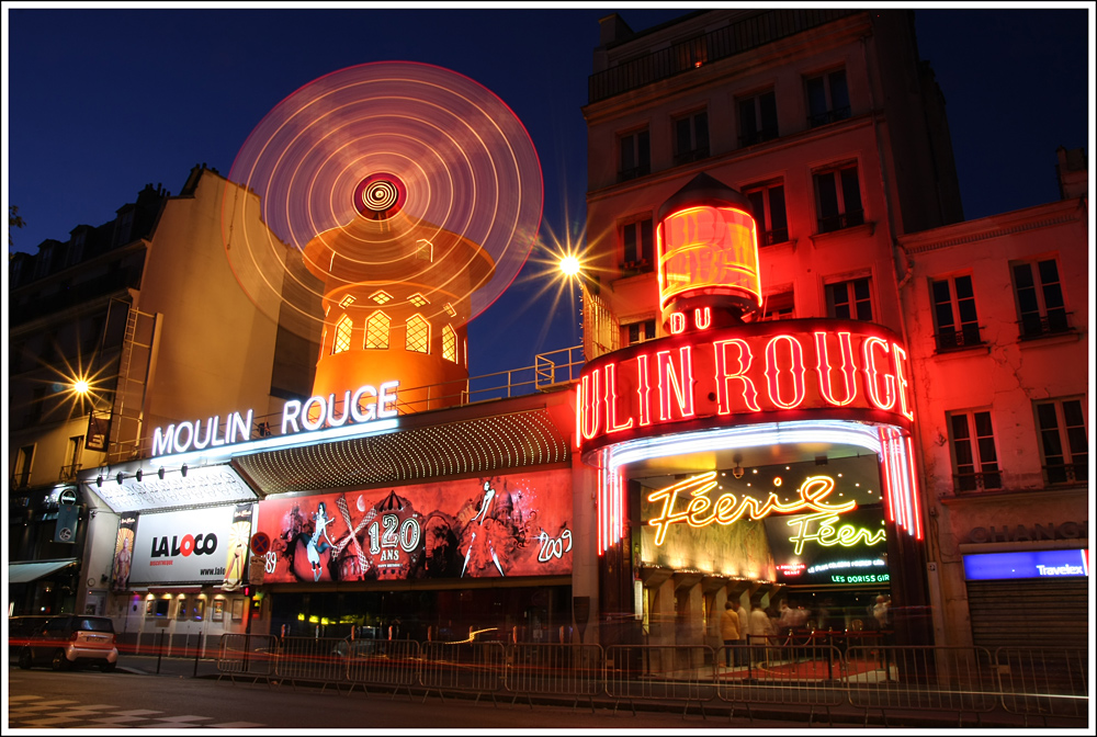 Moulin Rouge zur Blauen Stunde