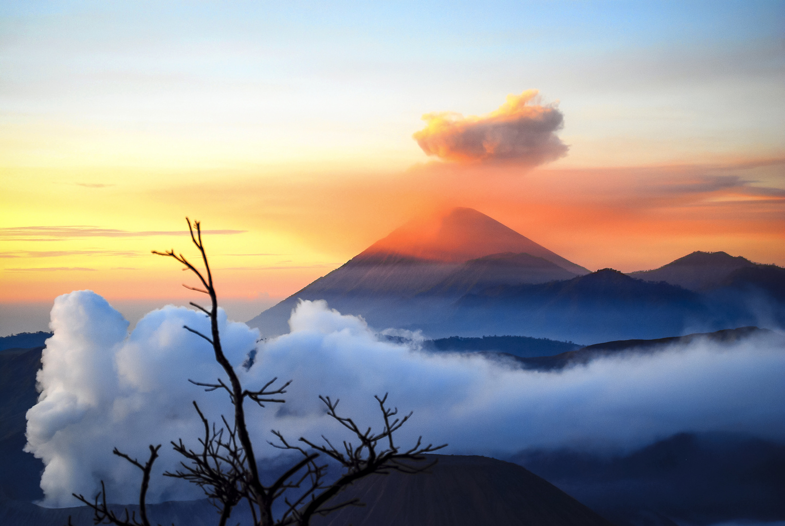 Mount Bromo auf Java  Foto Bild  landschaft 