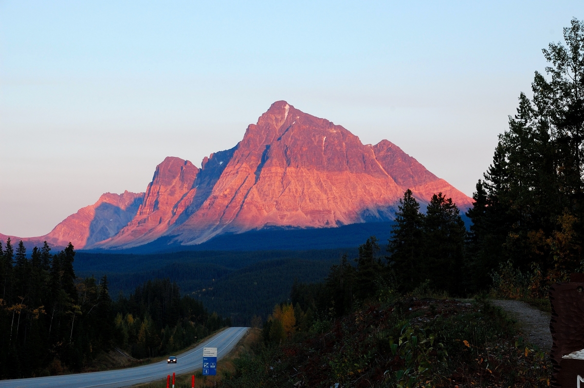 Mount Fitzwilliam, Yellowhaed Highway