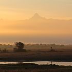 Mount Kenya Massiv ganz früh am Morgen.