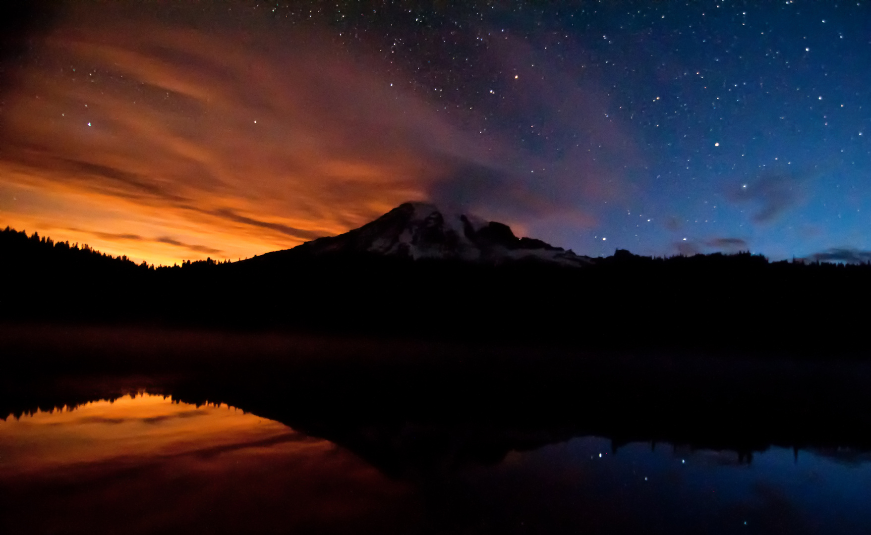 Mount Raineer at Reflection Lake