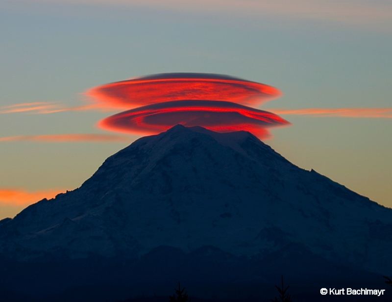 Mount Rainier with 2 UFO's