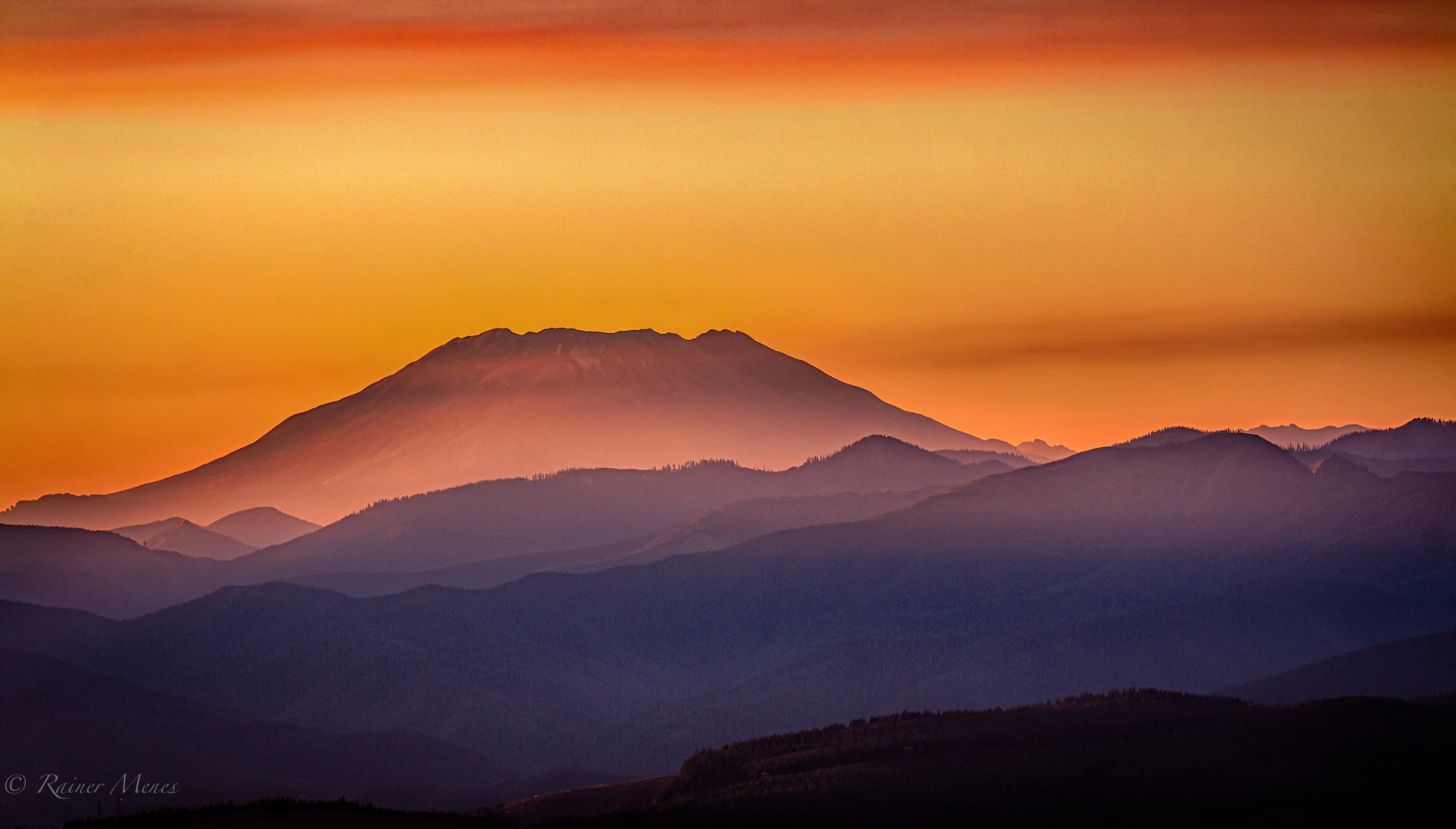 Mount St Helens im Sonnenuntergang