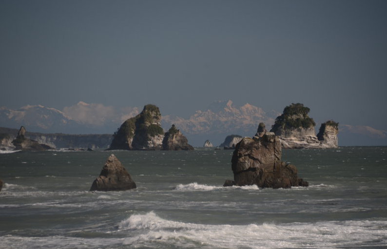 Mount Tasman und Aoraki von Motukiekie Beach?