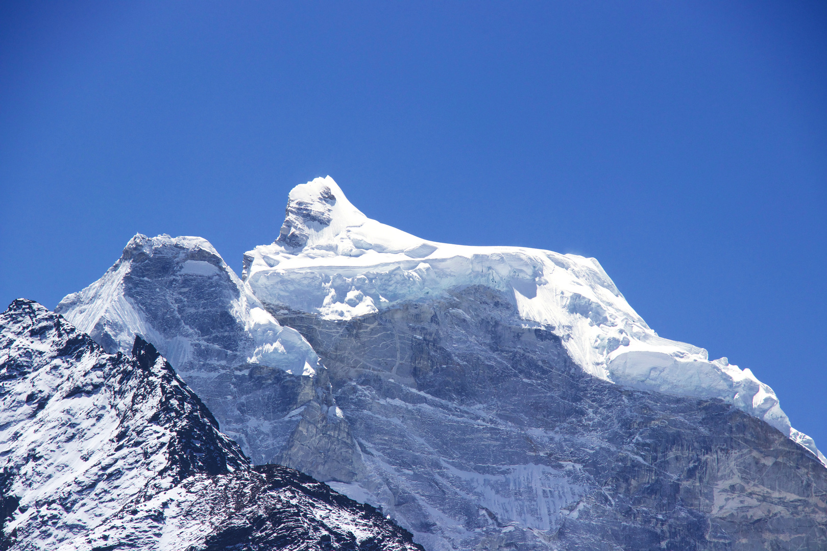 Mount Thamserku, 6608 m